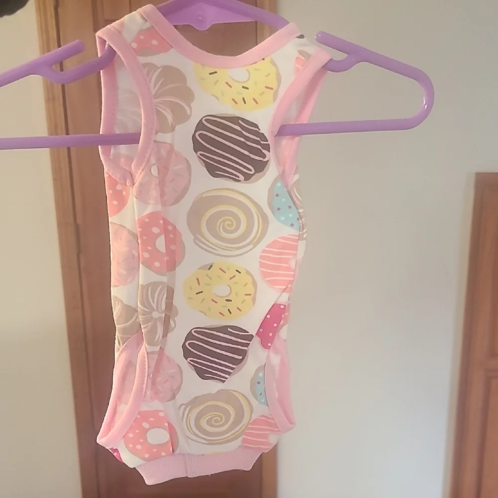 Cat recovery vest Sz S NWT